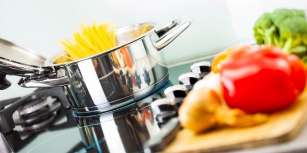 pros of stainless steel cookware